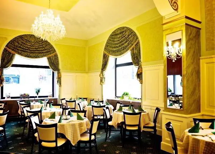 Hotel 1885 By Wagnerstays 4*