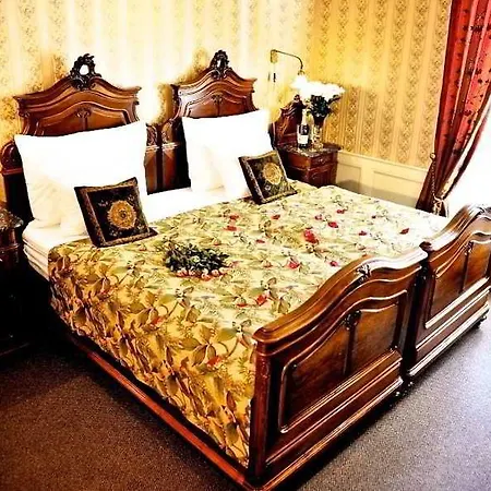 1885 By Wagnerstays Praha