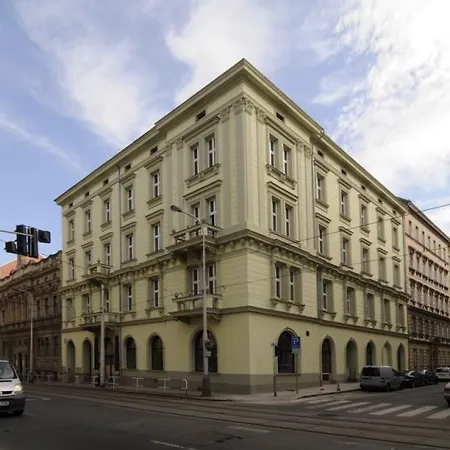 1885 By Wagnerstays 4* Prague